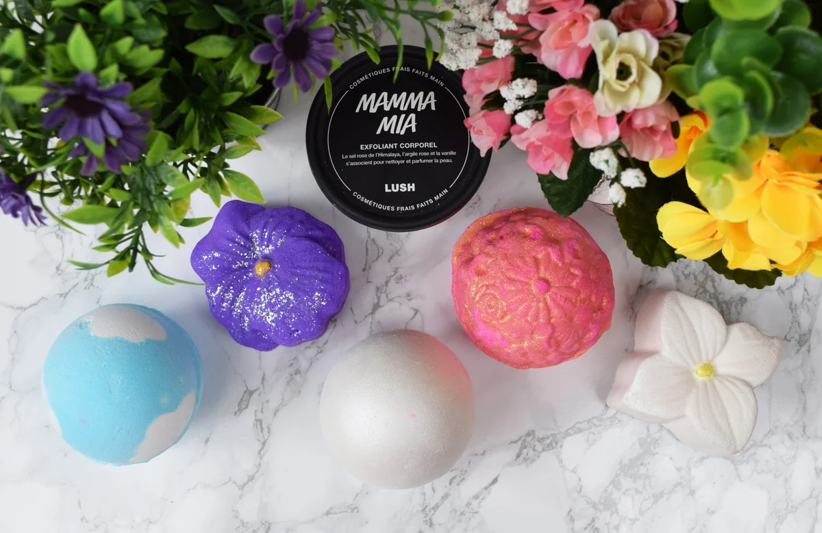 Коллекция Lush к Дню матери 2021 года: цветочные радости для любимых мам